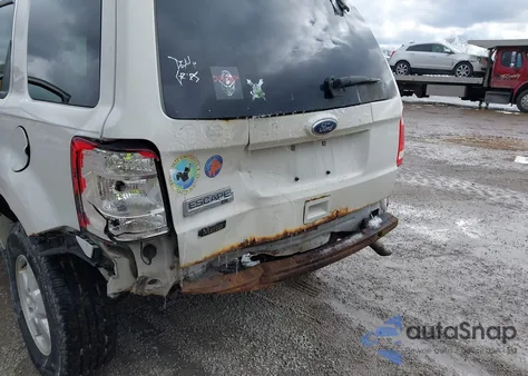 2010 Ford Escape Xlt from USA, damaged, VIN 1FMCU9D72AKC04961